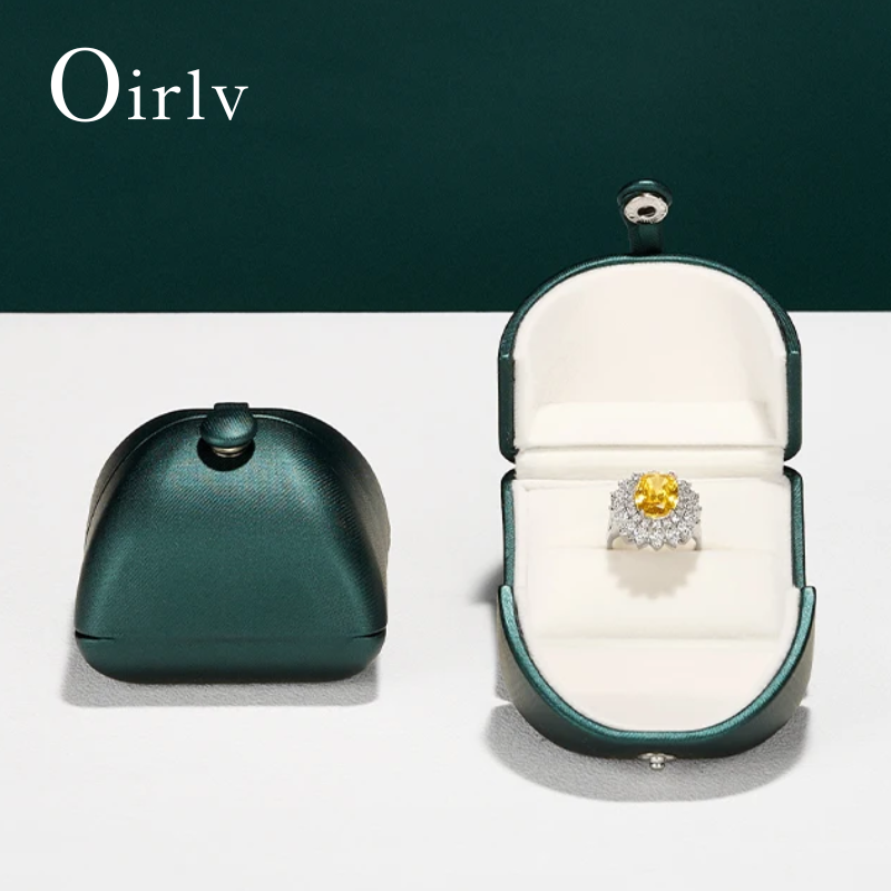 Luxury Bags List - Luxe donkergroene ringendoosje van premium lederlook,