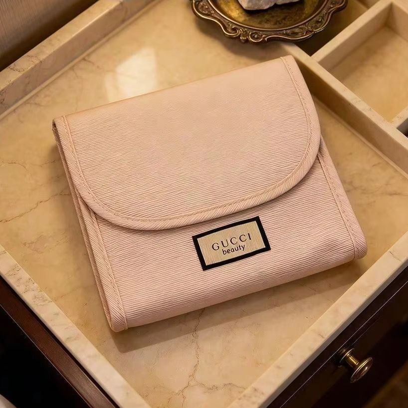 Luxury Bags Gucci - Gucci zachtroze magnetische flip-envelop-stijl cosmetische tas